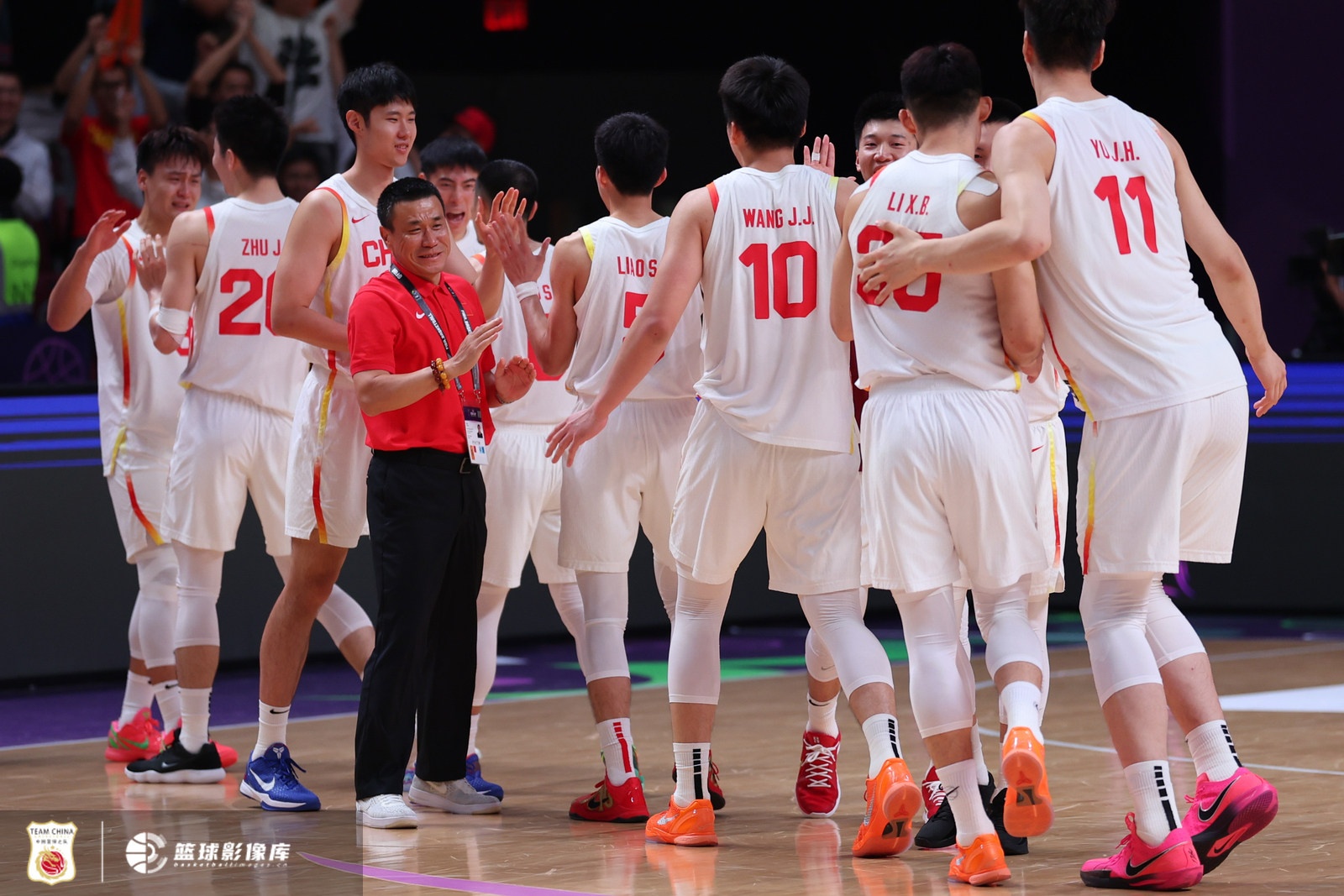 搁前几年你敢想？中国男篮三分命中率41.2%赛会最高 罚球78.4%第2