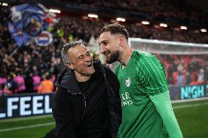 法媒：巴黎将在本轮法甲赛后举行奖杯展示活动，多纳鲁马也将参与