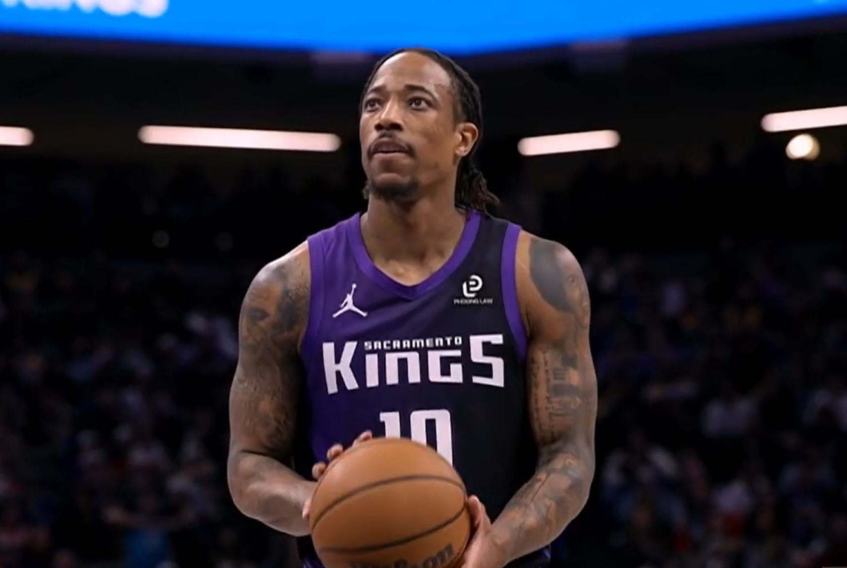 东詹组合64分！湖人112-124国王，谁是3连败罪魁？赛后数据给答案