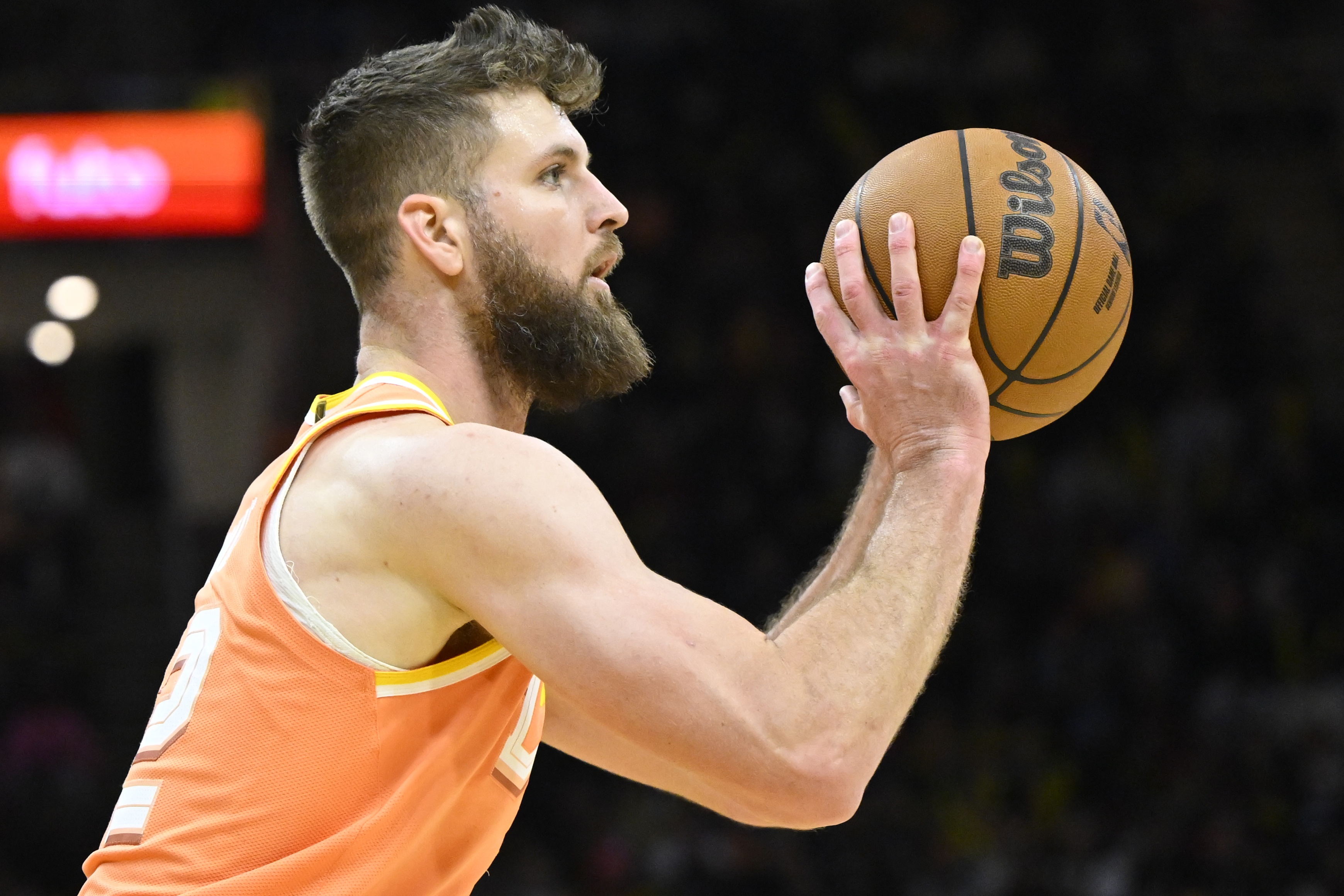 开云-骑士主场迎战活塞 迪恩·韦德&amp;米切尔&amp;斯特鲁斯缺席比赛